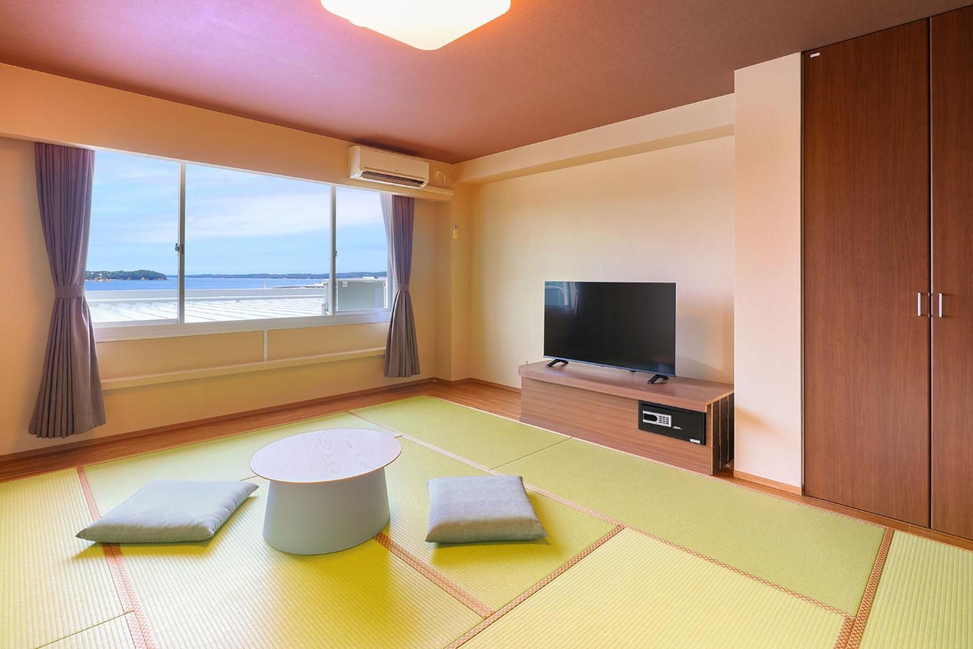 Ooedo Onsen Monogatari Premium Iseshima Ryokan 3*